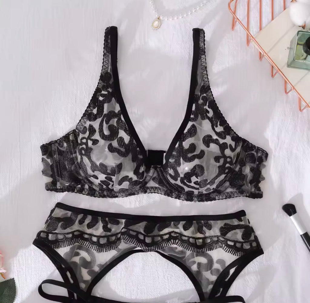 Barbara Lingerie Set